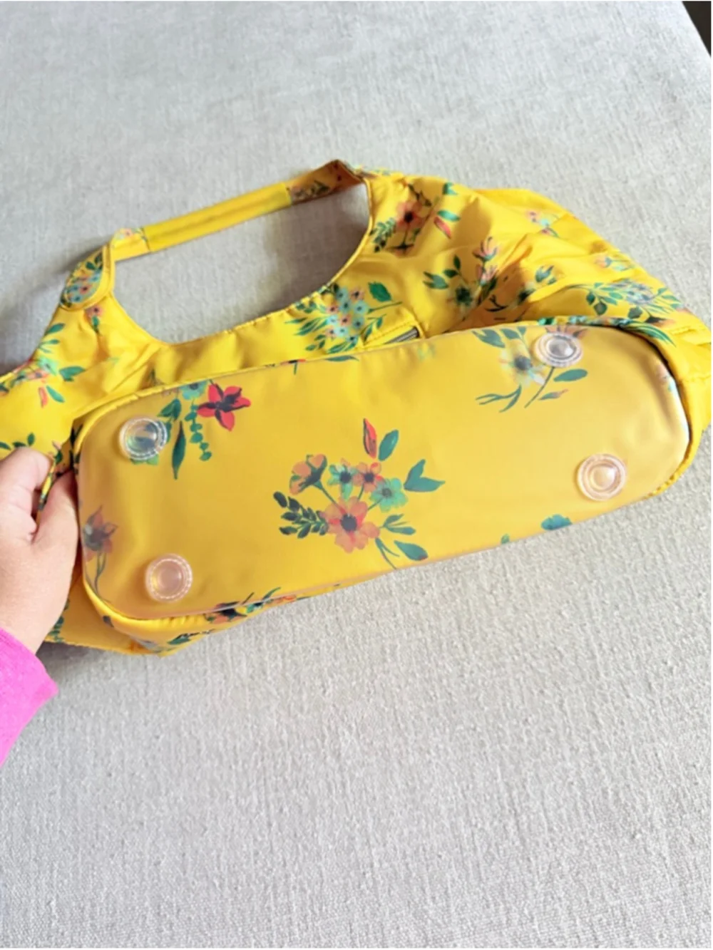 Lug Gondola SE Tote Bag in Bouquet Yellow floral new with tags